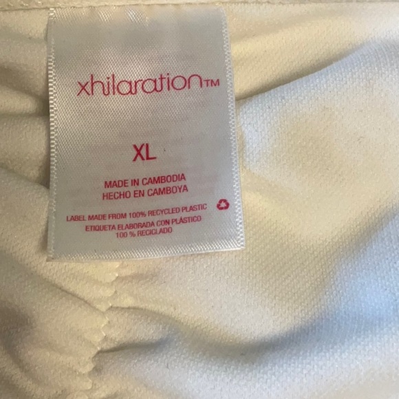 Shade & Shore White Crochet Bikini Top - Picture 11 of 12